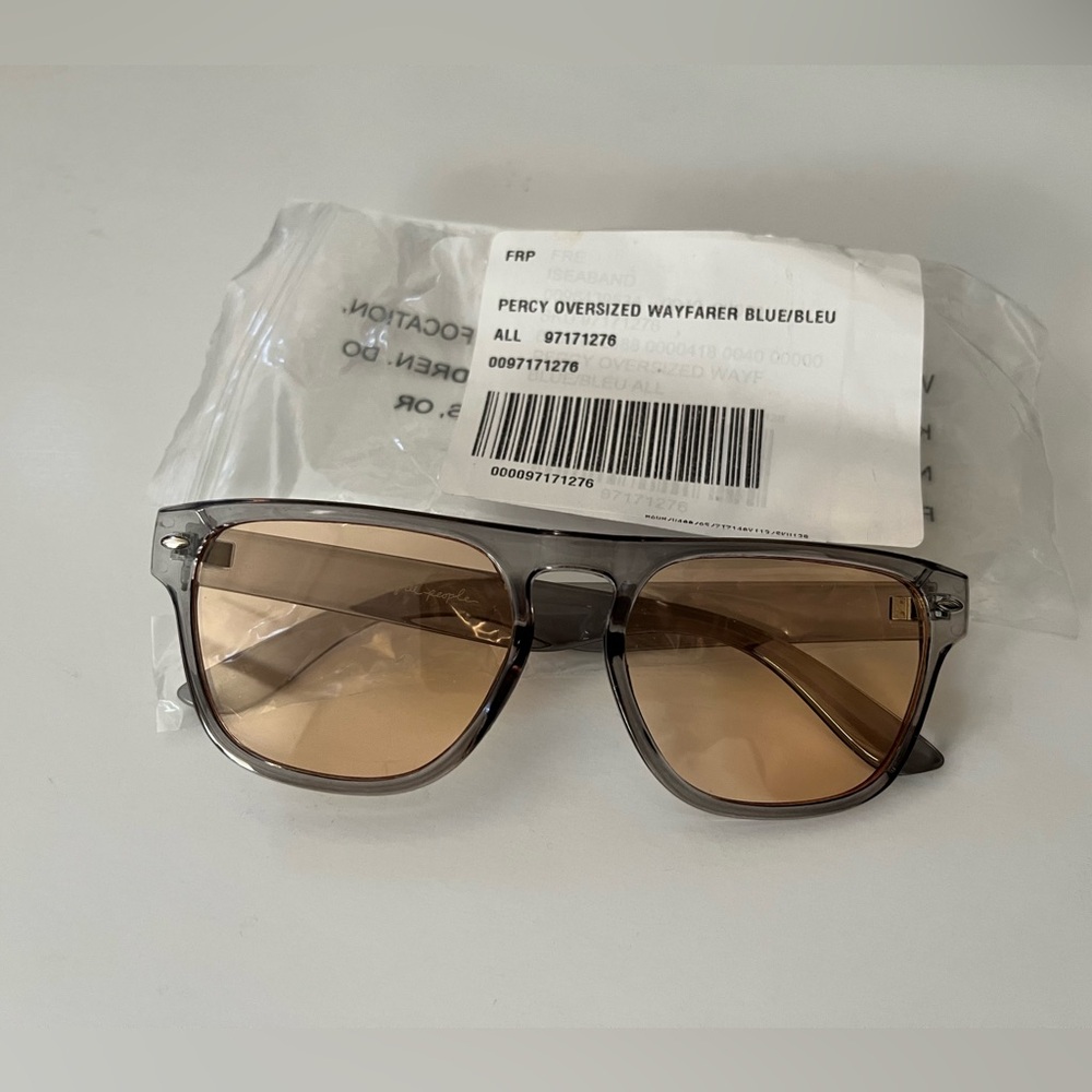 Free People | Percy Oversized Wayfarer Sunglasses - Picture 5 of 5
